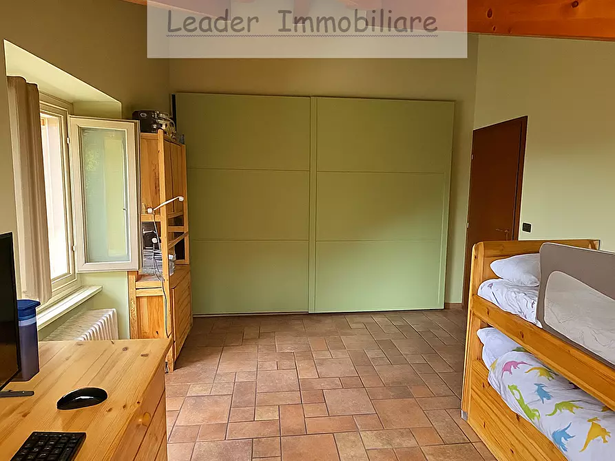 Immagine 16 di Appartamento in vendita  in VIA Priva a Como