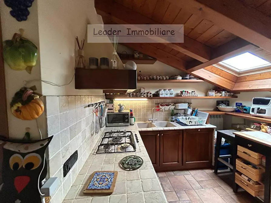 Immagine 22 di Appartamento in vendita  in VIA Priva a Como