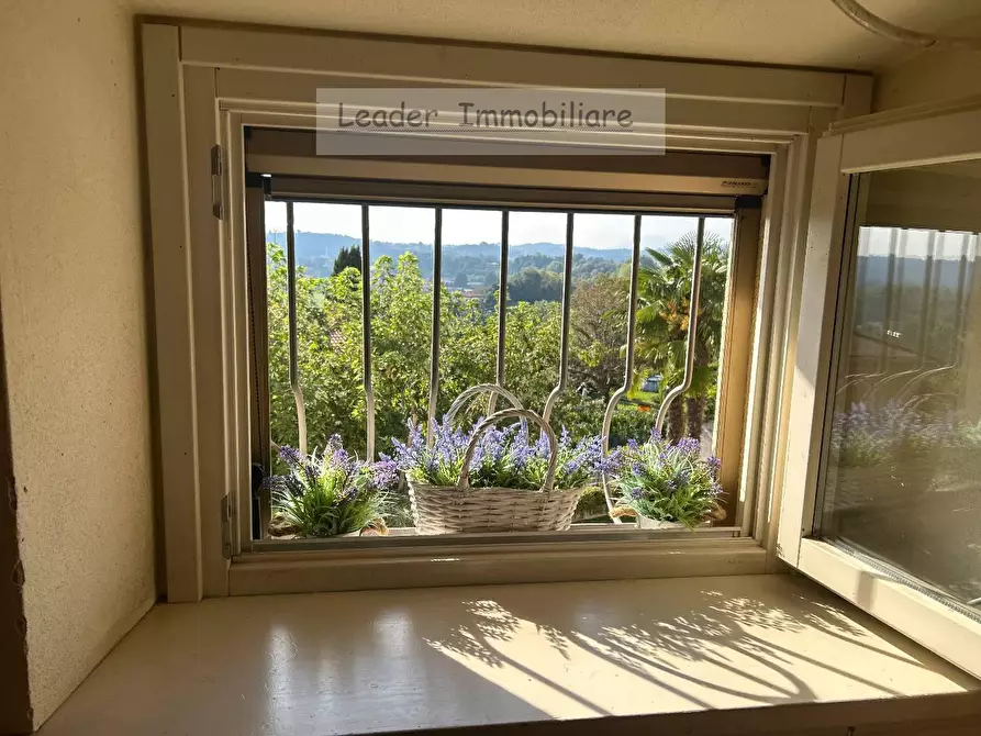 Immagine 28 di Appartamento in vendita  in VIA Priva a Como