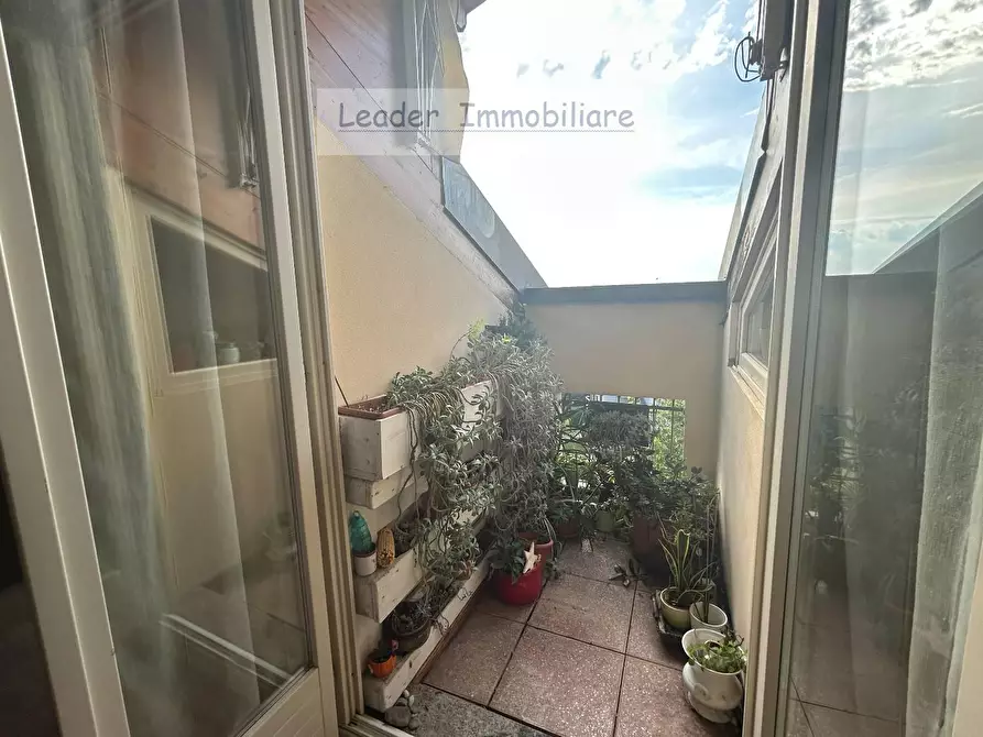 Immagine 10 di Appartamento in vendita  in VIA Priva a Como