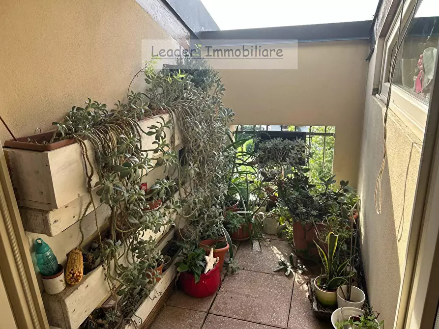 Immagine 11 di Appartamento in vendita  in VIA Priva a Como