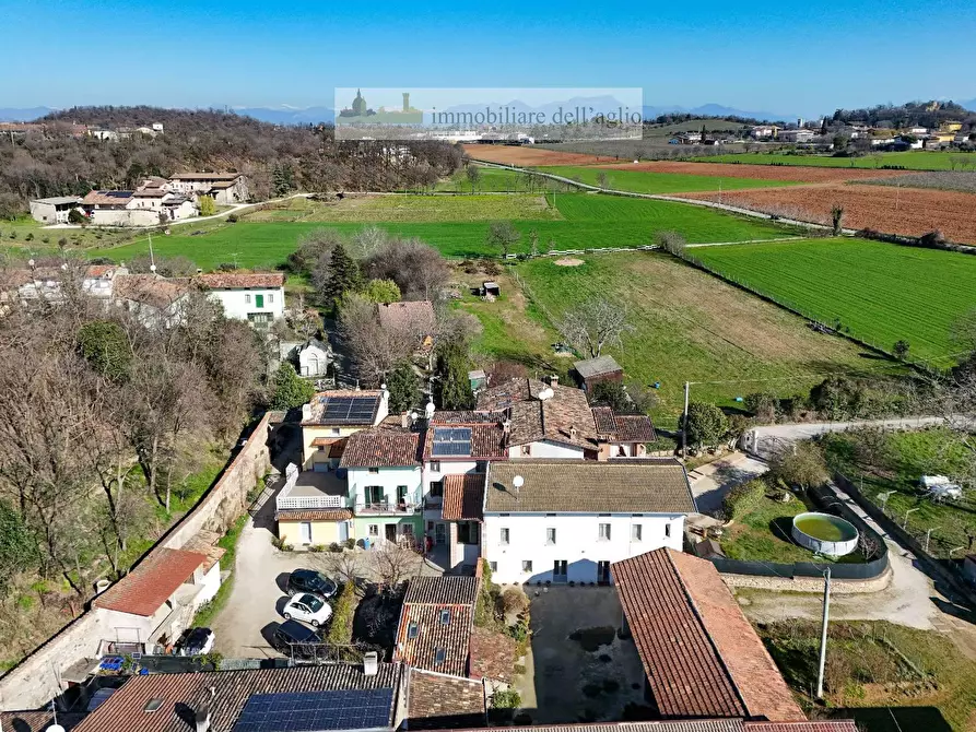 Immagine 1 di Camera in vendita  in VIA Brodena 32 a Lonato del Garda