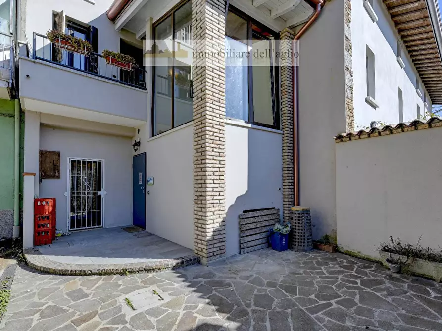 Immagine 4 di Camera in vendita  in VIA Brodena 32 a Lonato del Garda