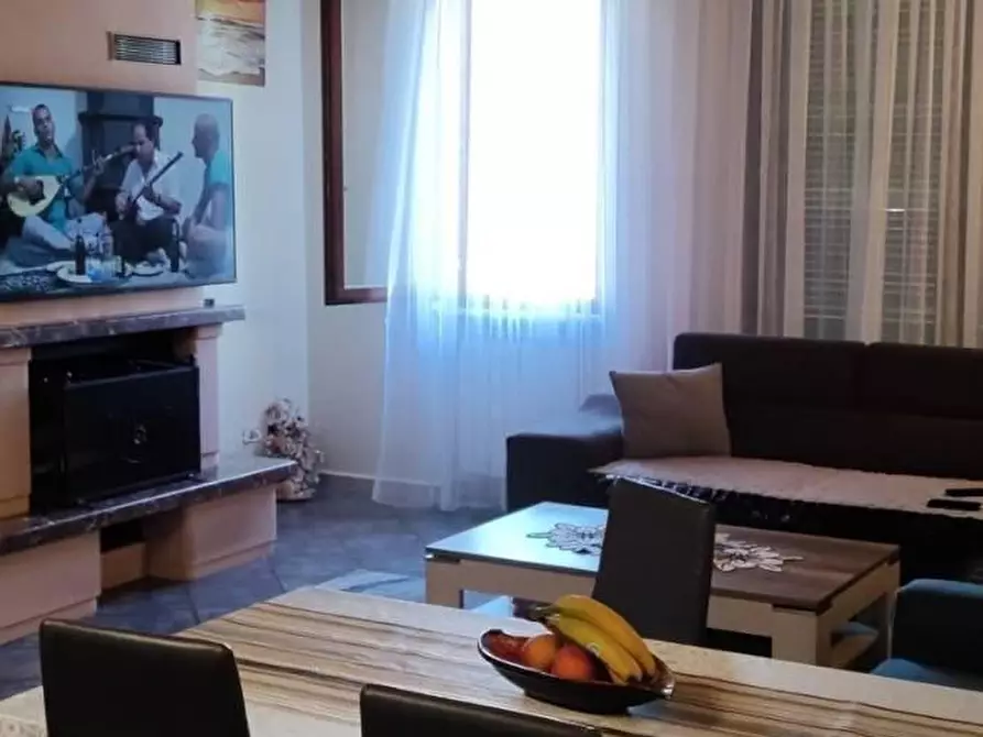 Immagine 6 di Appartamento in vendita  in VIA Molini 6 a Lonato del Garda