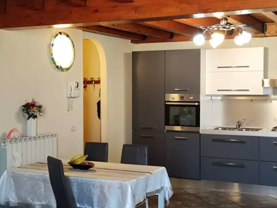 Immagine 2 di Appartamento in vendita  in VIA Molini 6 a Lonato del Garda