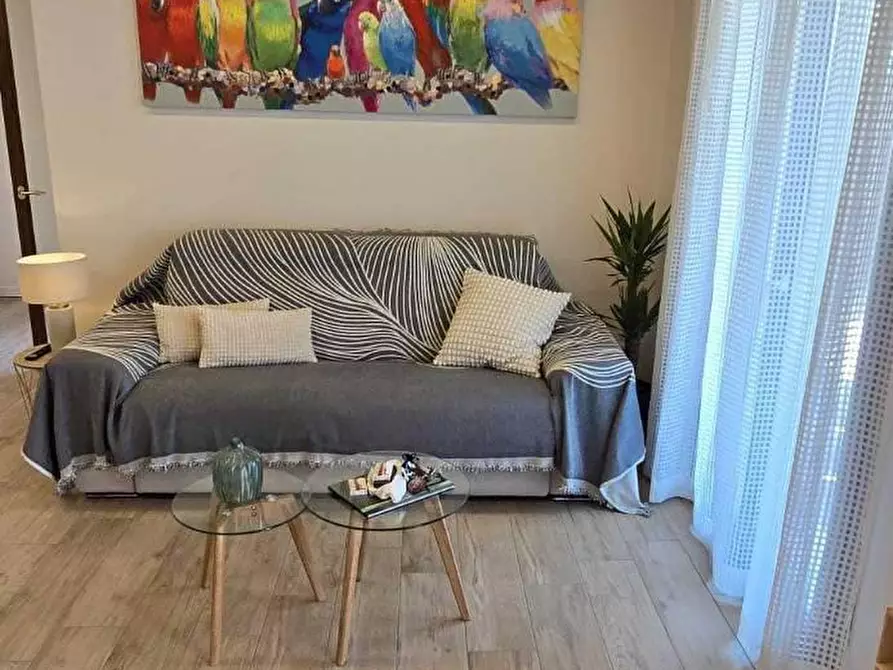 Immagine 9 di Appartamento in vendita  in VIA Don Pietro Gialdi 97 a Desenzano Del Garda