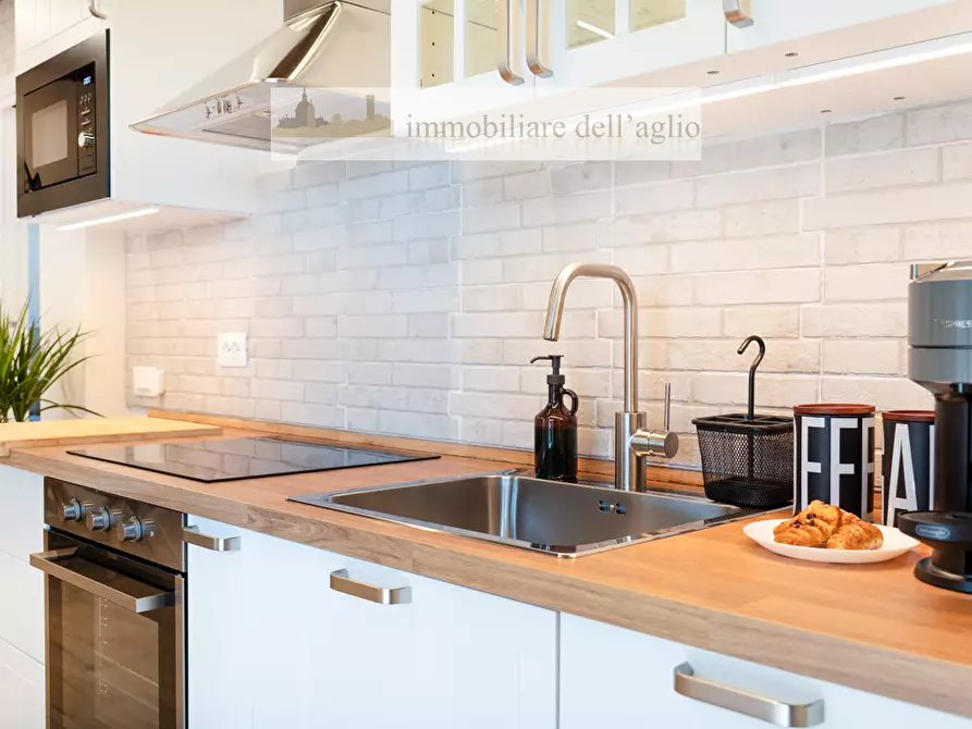 Immagine 12 di Appartamento in vendita  in VIA Don Pietro Gialdi 97 a Desenzano Del Garda