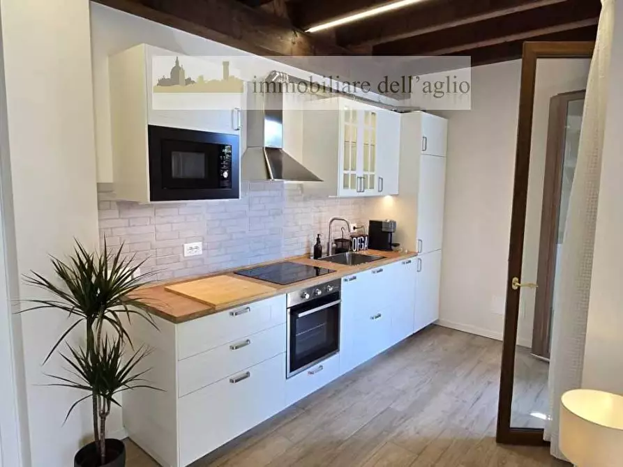 Immagine 11 di Appartamento in vendita  in VIA Don Pietro Gialdi 97 a Desenzano Del Garda