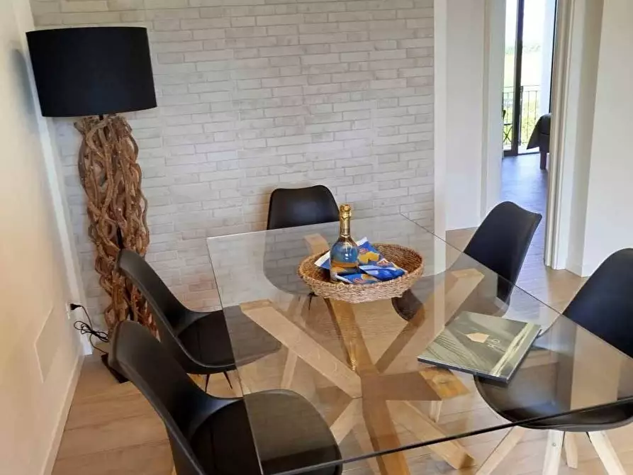 Immagine 6 di Appartamento in vendita  in VIA Don Pietro Gialdi 97 a Desenzano Del Garda