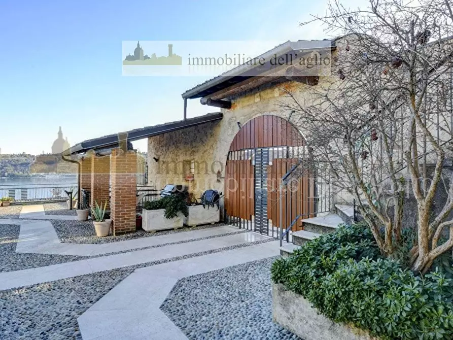 Immagine 10 di Attico in vendita  in VIA Privata Carla Mortari 22 a Salò