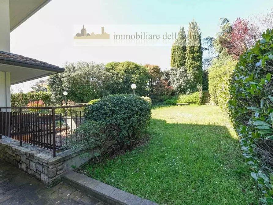 Immagine 7 di Villetta a schiera in vendita  in VIA San Cassiano 20 a Padenghe Sul Garda