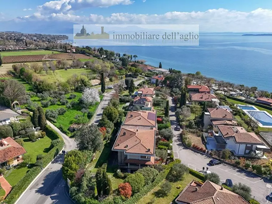Immagine 10 di Villetta a schiera in vendita  in VIA San Cassiano 20 a Padenghe Sul Garda