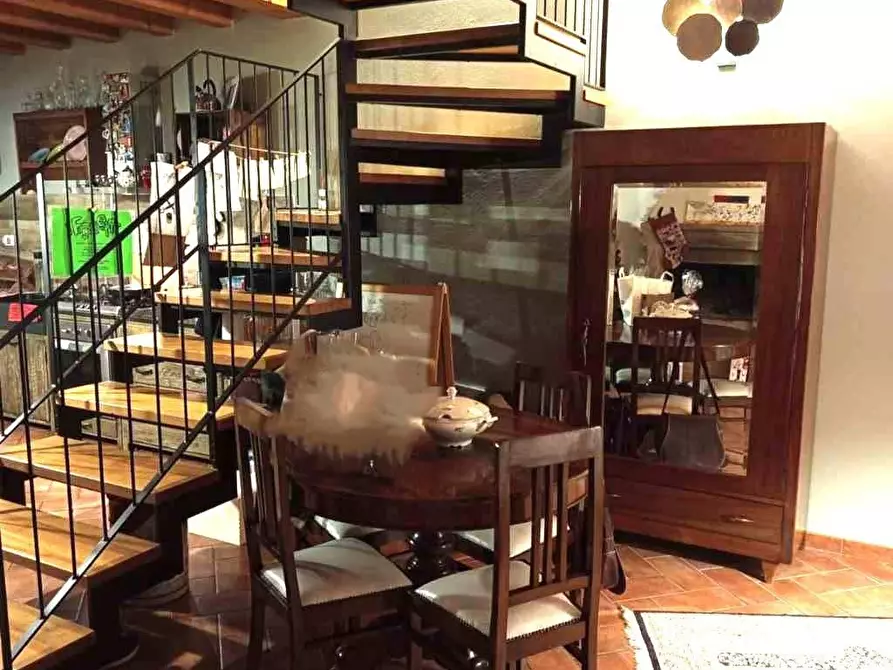 Immagine 2 di Appartamento in affitto  in VIA a Peschiera Del Garda