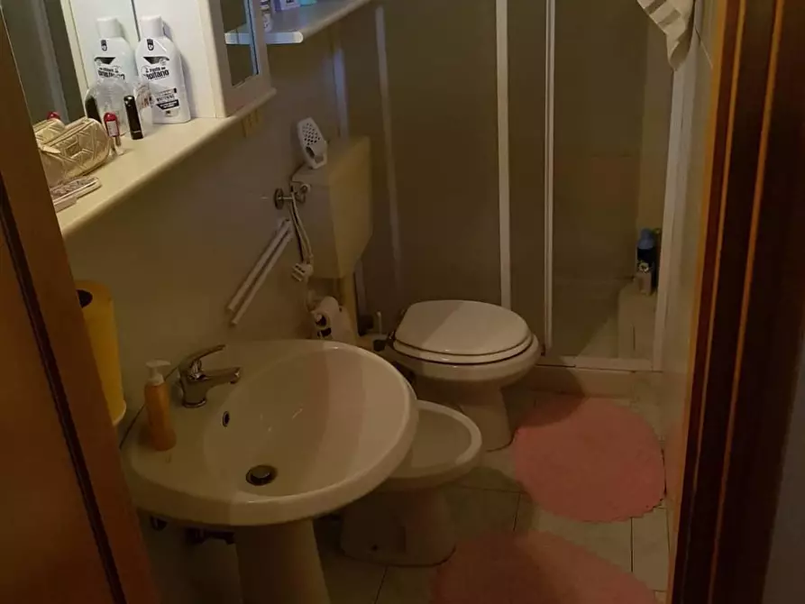 Immagine 4 di Appartamento in affitto  in VIA ZAROTTO a Parma