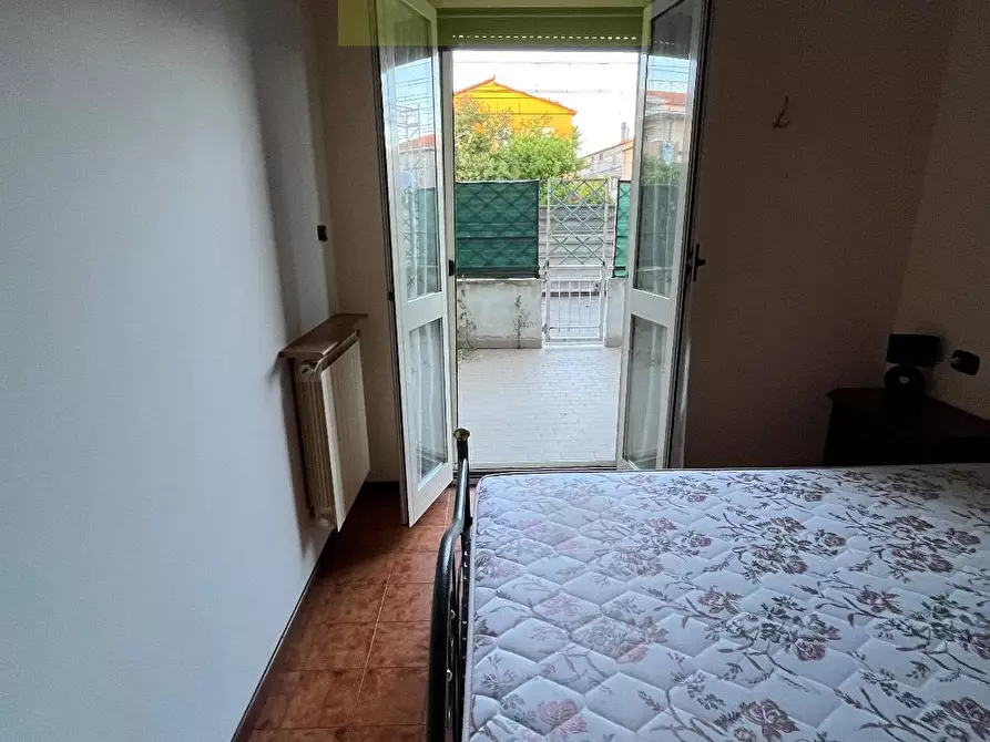 Immagine 8 di Appartamento in vendita  in VIA Roma a Silvi