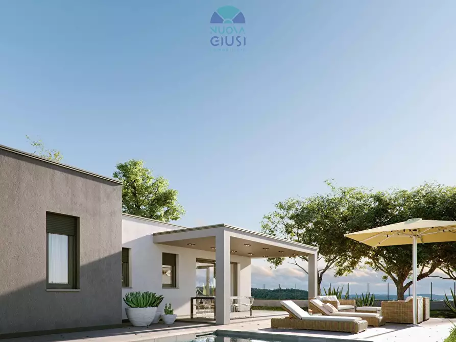 Immagine 2 di Villa in vendita  in STRADA della Colussa a Staranzano