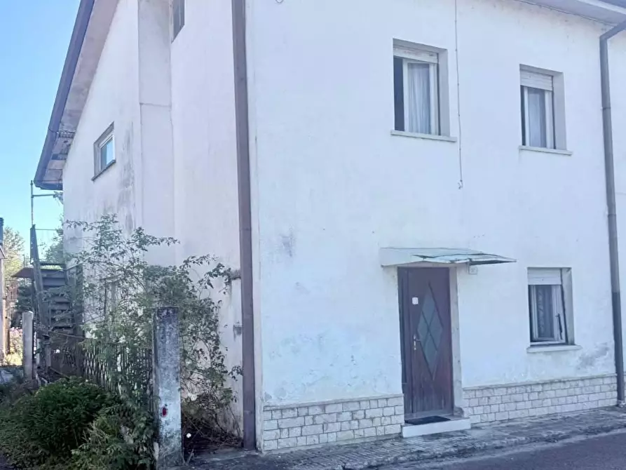 Immagine 1 di Casa semindipendente in vendita  in VIA Bozzatta 17 a Fiumicello