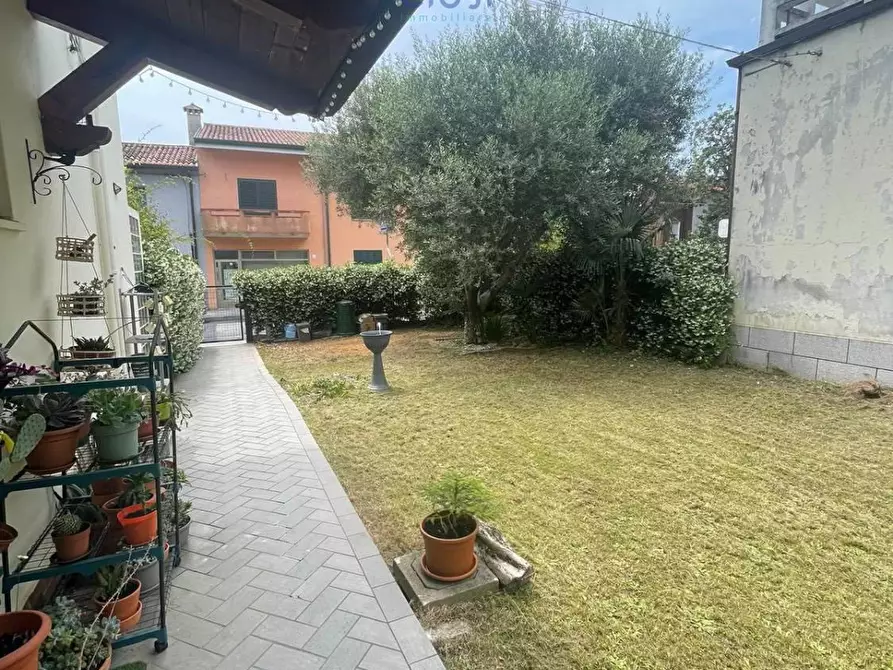 Immagine 3 di Casa semindipendente in vendita  in VIA Romana a Monfalcone