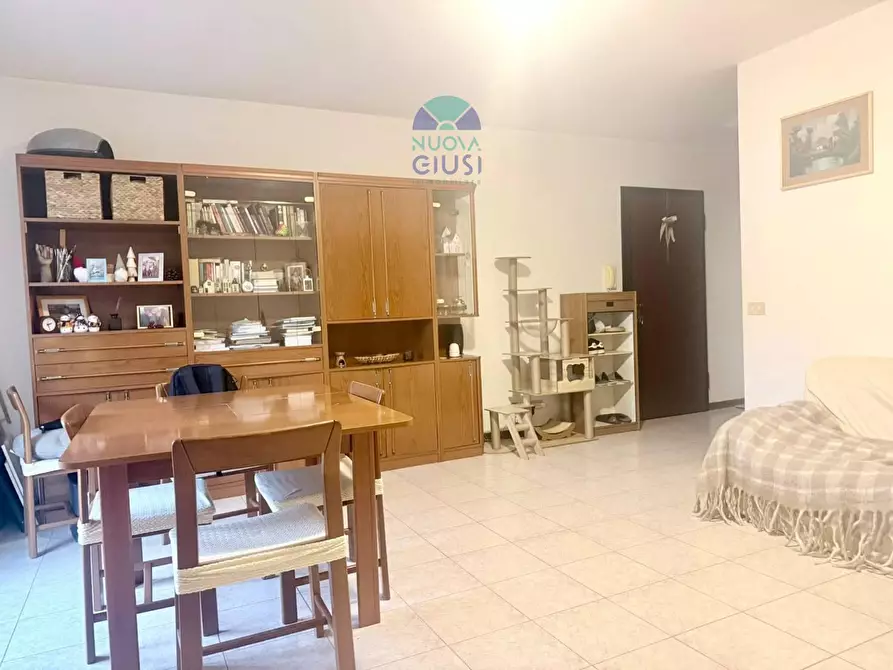 Immagine 4 di Appartamento in vendita  in VIA F. Petrarca a Monfalcone