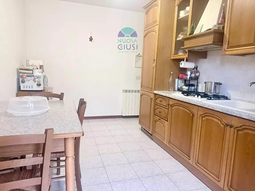 Immagine 7 di Appartamento in vendita  in VIA F. Petrarca a Monfalcone