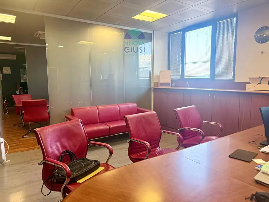 Immagine 10 di Ufficio in vendita  a Turriaco