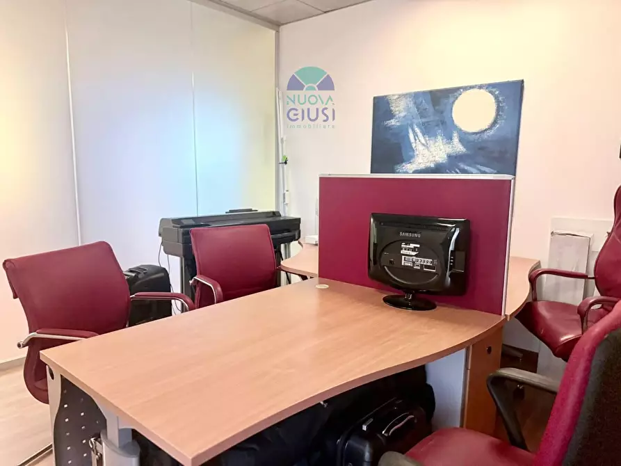 Immagine 12 di Ufficio in vendita  a Turriaco