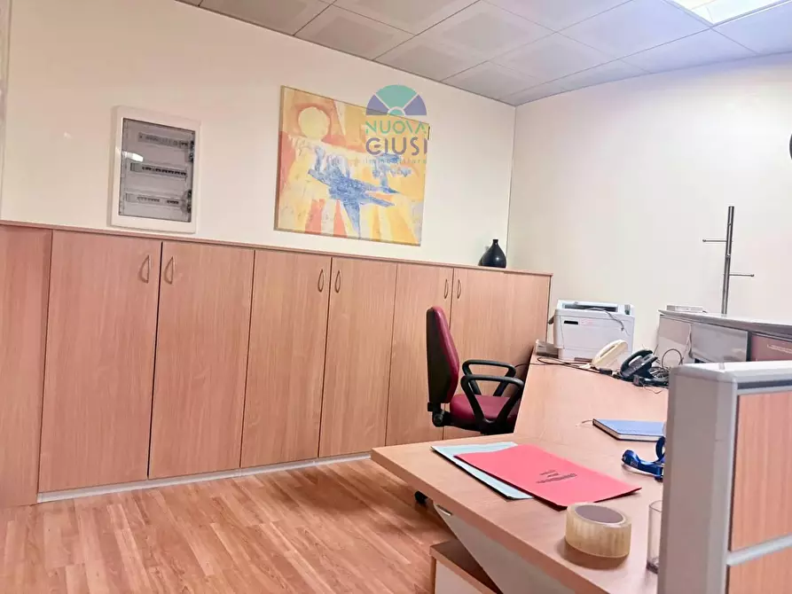Immagine 3 di Ufficio in vendita  a Turriaco