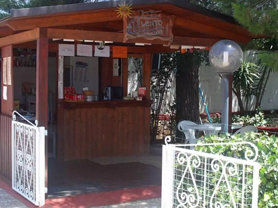 Immagine 7 di Locale commerciale in vendita  in VIA GINESTRE 17 a Turi