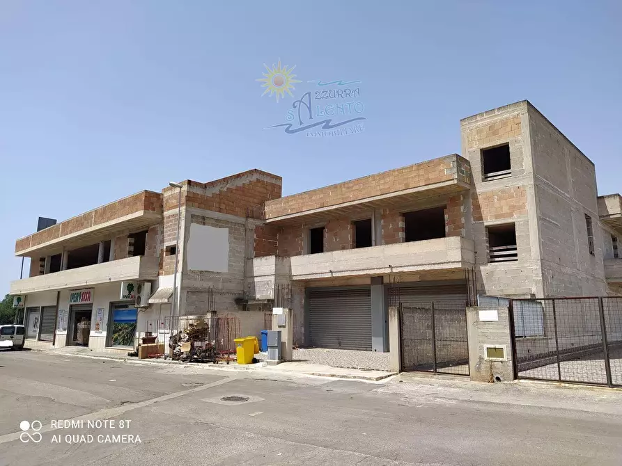 Immagine 3 di Palazzo in vendita  in Vignale 0 a Maruggio