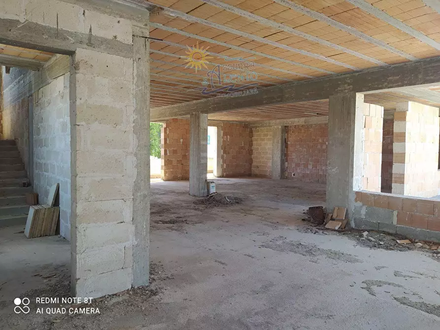 Immagine 7 di Palazzo in vendita  in Vignale 0 a Maruggio