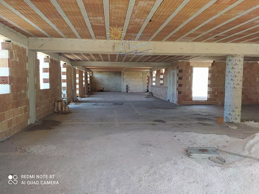 Immagine 1 di Palazzo in vendita  in Vignale 0 a Maruggio