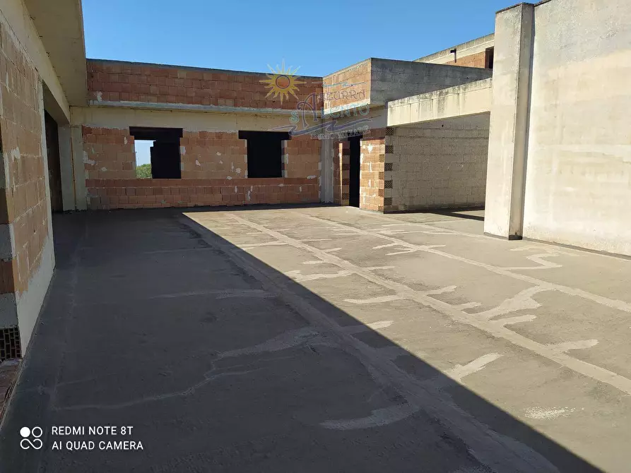 Immagine 4 di Palazzo in vendita  in Vignale 0 a Maruggio