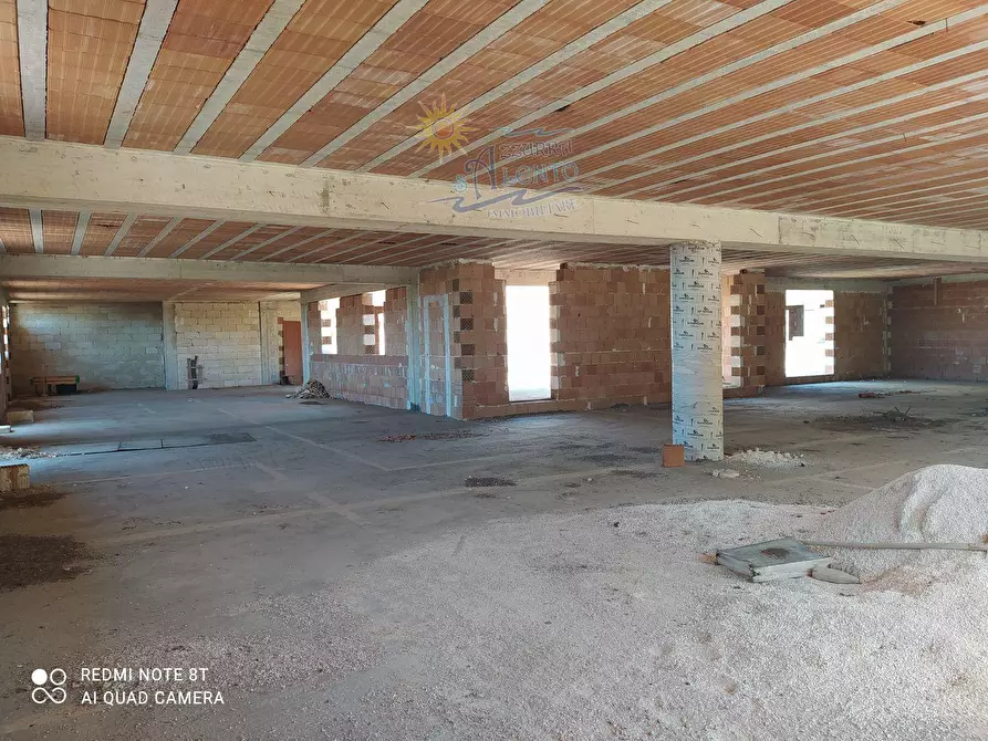 Immagine 5 di Palazzo in vendita  in Vignale 0 a Maruggio