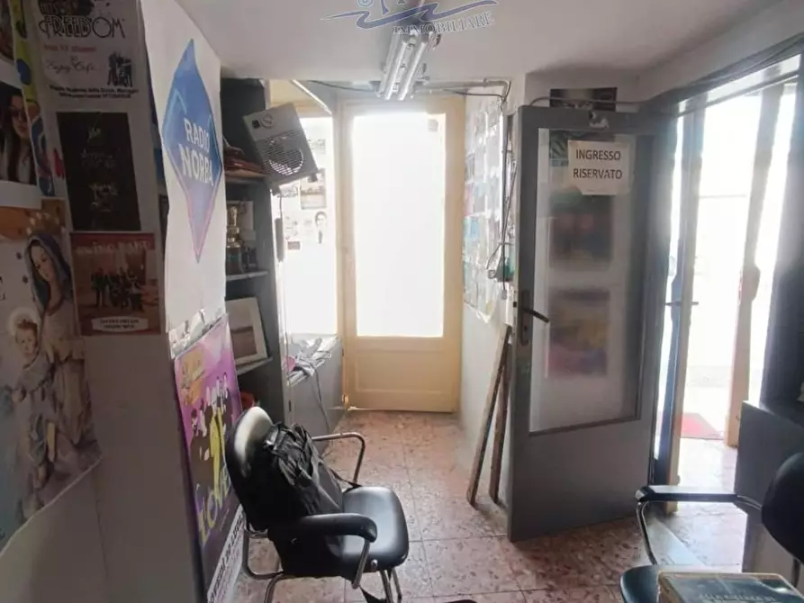 Immagine 6 di Locale commerciale in vendita  in Malta 4-10 a Maruggio