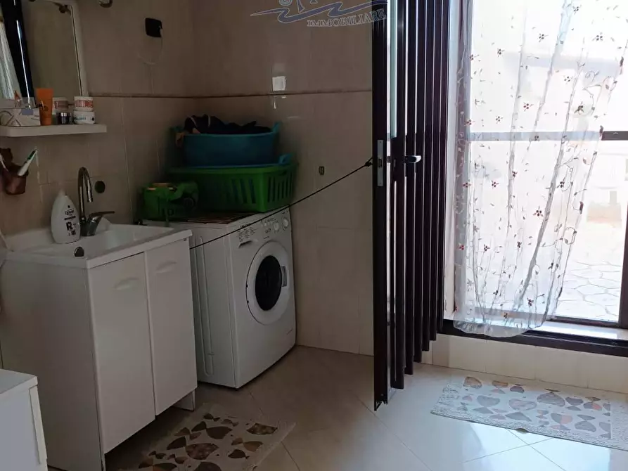 Immagine 29 di Villa in vendita  in VIA Ponente a Maruggio