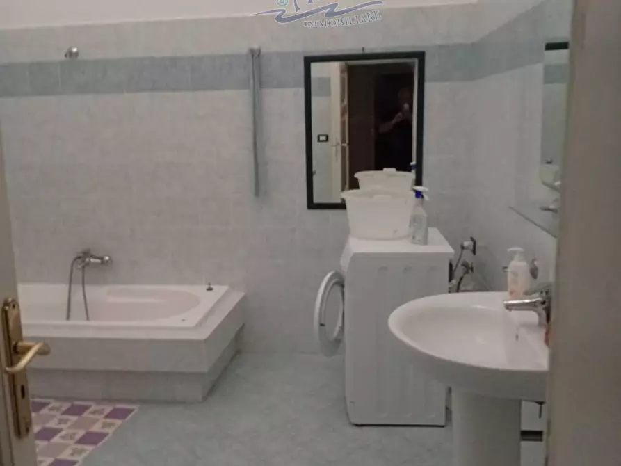 Immagine 18 di Appartamento in vendita  in VIA Giuseppe Giusti 8 a Maruggio