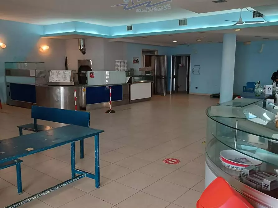 Immagine 16 di Locale commerciale in vendita  in Contrada Monaco le Conche a Lizzano