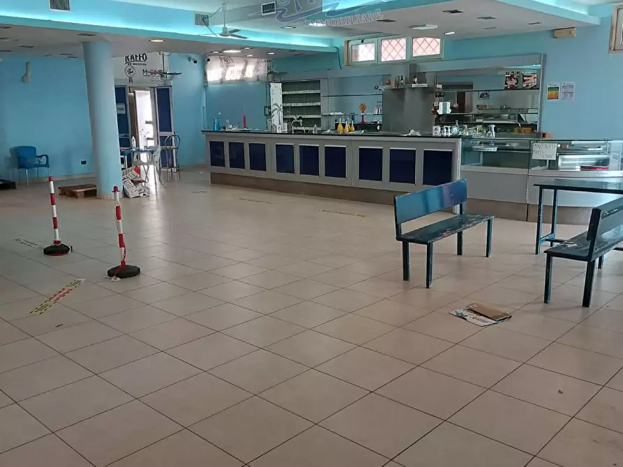 Immagine 17 di Locale commerciale in vendita  in Contrada Monaco le Conche a Lizzano