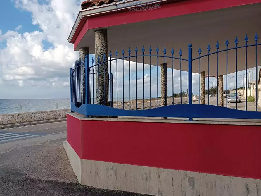 Immagine 6 di Locale commerciale in vendita  in Contrada Monaco le Conche a Lizzano