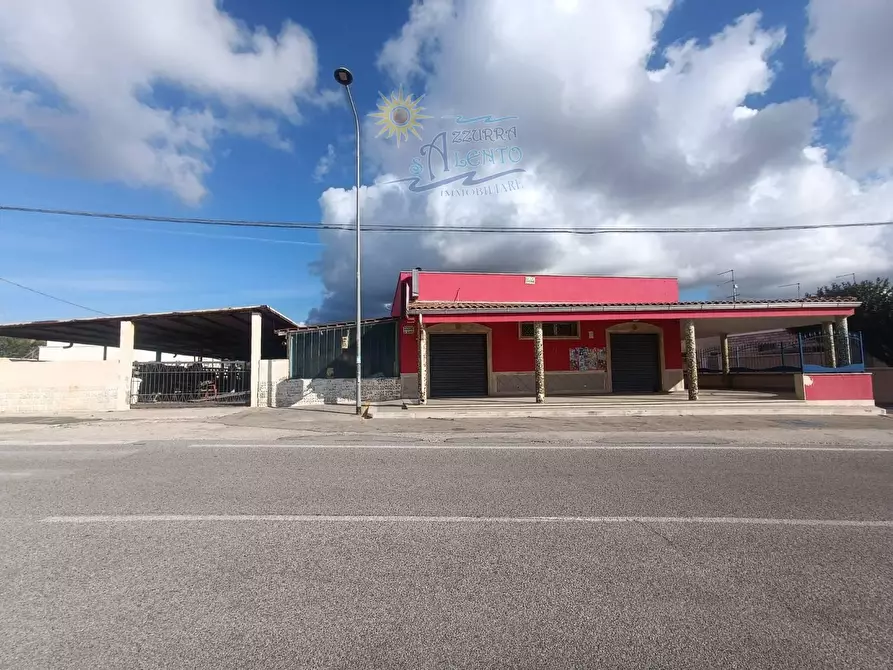 Immagine 1 di Locale commerciale in vendita  in Contrada Monaco le Conche a Lizzano