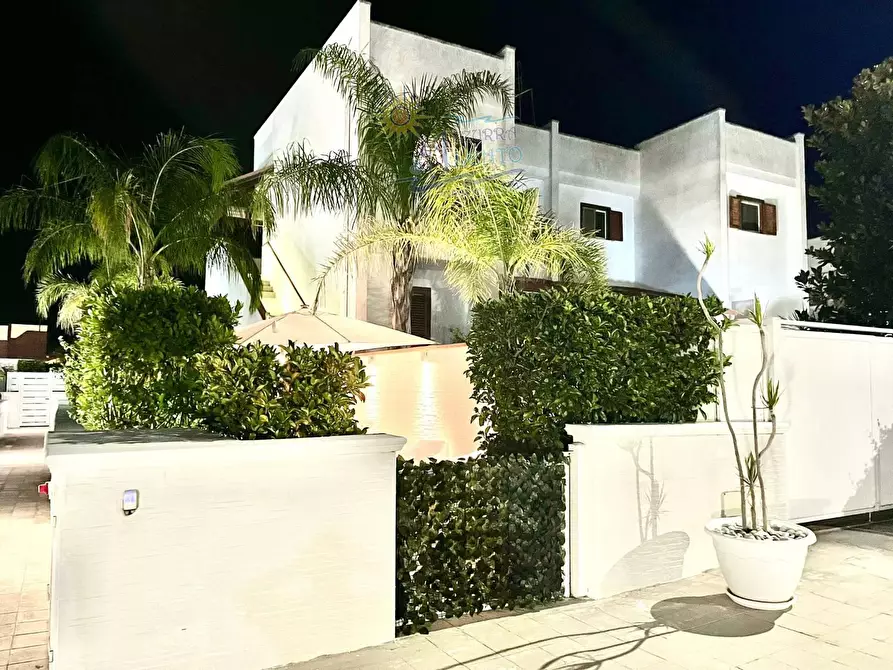 Immagine 1 di Appartamento in vendita  a Maruggio