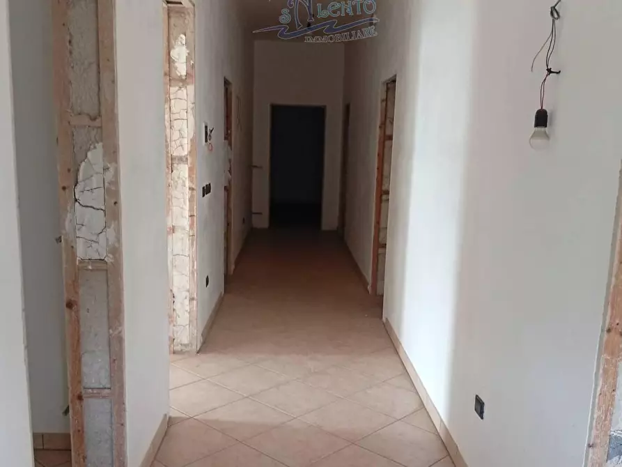 Immagine 27 di Appartamento in vendita  in VIA Martiri di Via Fani 7 a Torricella