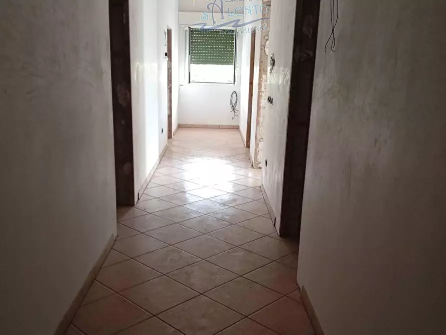 Immagine 26 di Appartamento in vendita  in VIA Martiri di Via Fani 7 a Torricella