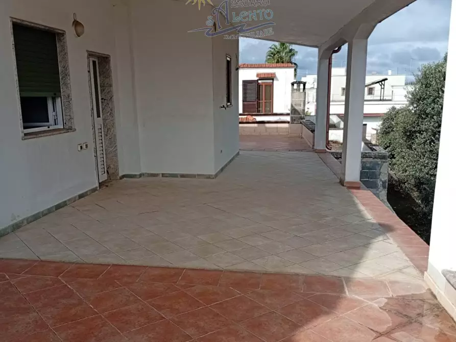 Immagine 7 di Appartamento in vendita  in VIA Martiri di Via Fani 7 a Torricella