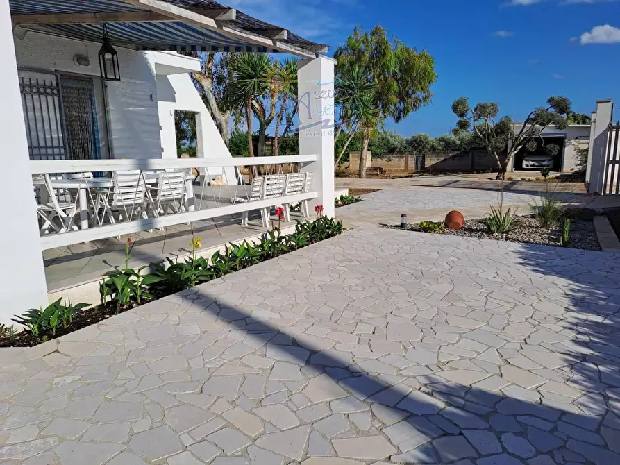 Immagine 5 di Villa in vendita  in Contrada Marchese a Manduria