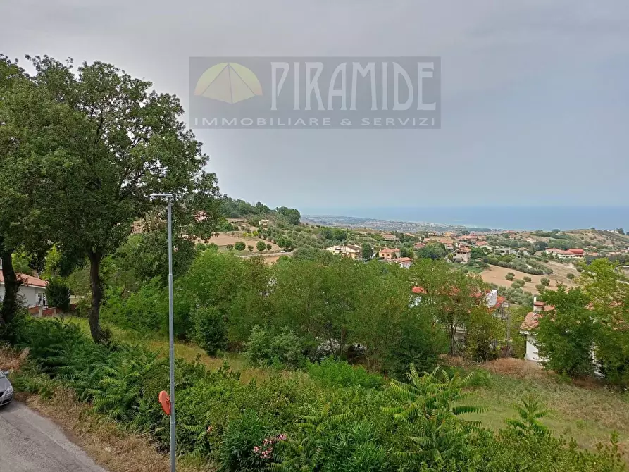 Immagine 23 di Appartamento in vendita  in VIA Costa del Monte 7 a Tortoreto