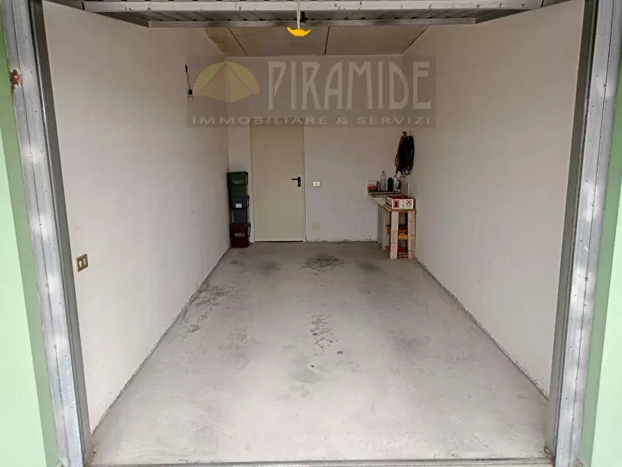 Immagine 28 di Appartamento in vendita  in VIA Costa del Monte 7 a Tortoreto