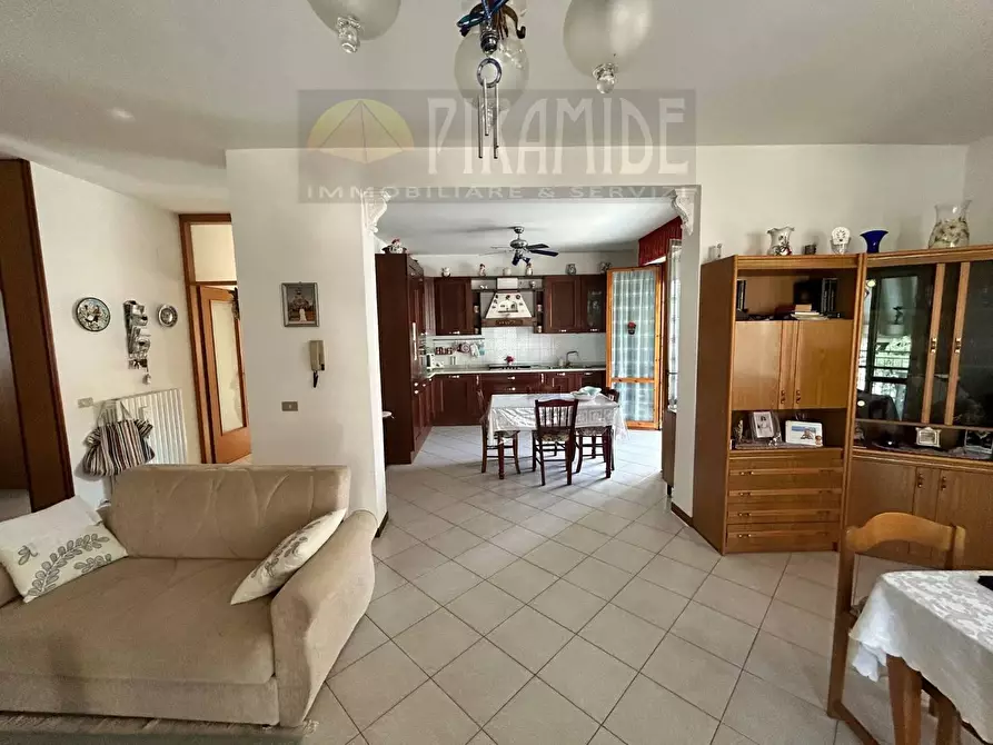 Immagine 4 di Casa indipendente in vendita  in VIA della Resistenza a Tortoreto