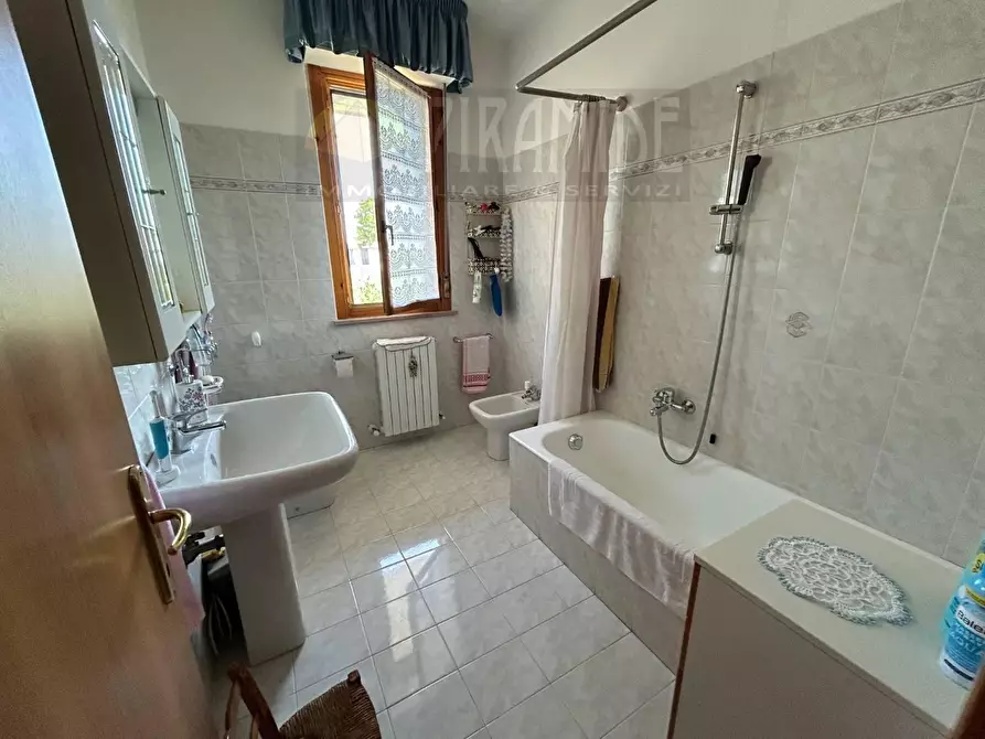 Immagine 10 di Casa indipendente in vendita  in VIA della Resistenza a Tortoreto