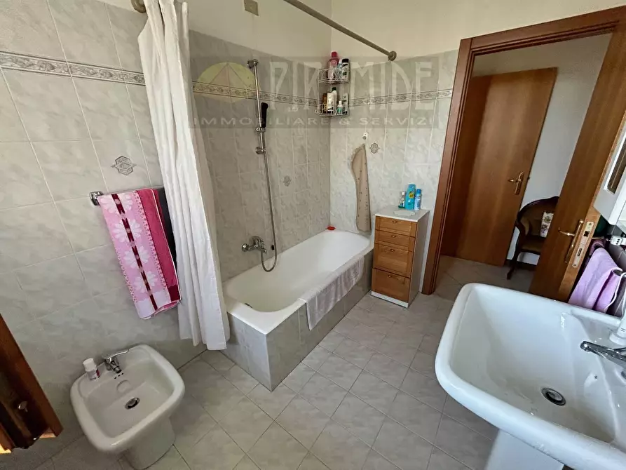 Immagine 11 di Casa indipendente in vendita  in VIA della Resistenza a Tortoreto